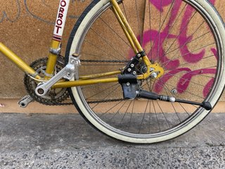 Bicicleta de carretera pequeña TORROT