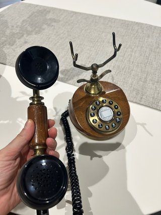 Teléfono Antiguo Madera y Bronce