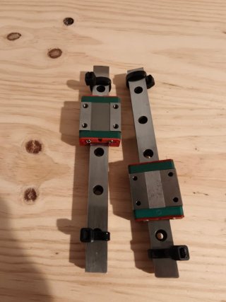 2 Guías lineales MGN12c 140mm