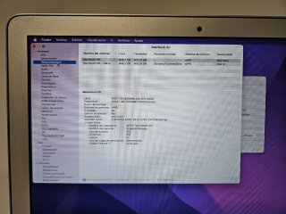 MacBook Air 13” 7,2, i7 2.2GHz, 8GB RAM, 512GB SSD