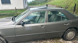 Mercedes-Benz W124 1988