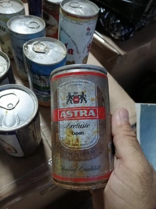 Lotto di 19 lattine di birra antiche e rare da collezione