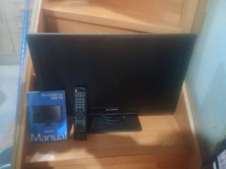 Televisión Blusens LED H330-24P