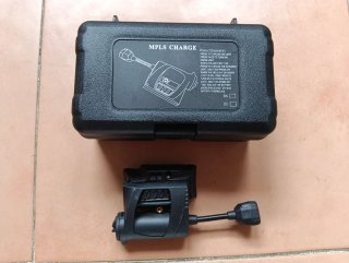 Linterna táctica MPLS para casco