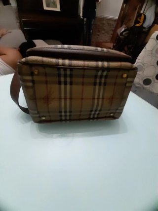 Bolso Burberry Nova Check Marrón y Beige