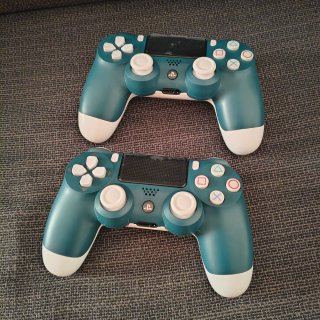 2 Controller PS4 Special Verde Nuovi + Cavi