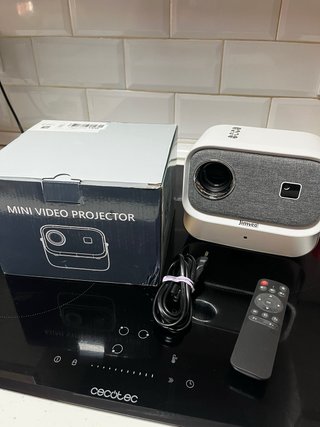 Proyector Jimveo Blanco y Gris