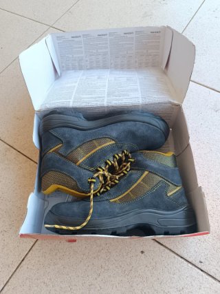 Zapatos de seguridad Panter grises y amarillos