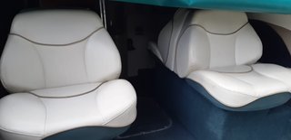 Lancha Bayliner Capri lista para navegar