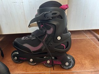 Patines Oxelo, 41, con casco y protecciones