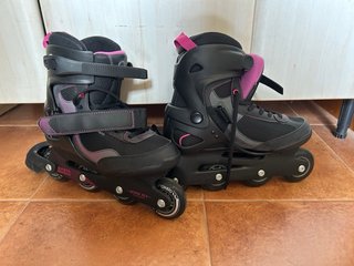 Patines Oxelo, 41, con casco y protecciones