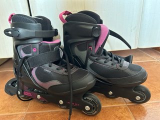 Patines Oxelo, 41, con casco y protecciones