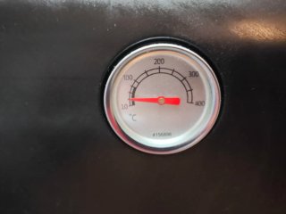 Barbacoa Negra Metal de gas poco uso