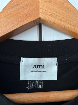 Camiseta Ami Paris Corazón Rojo Talla M