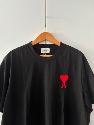 Camiseta Ami Paris Corazón Rojo Talla M