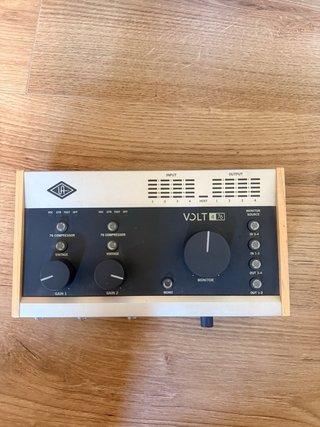 Yamaha HS80M + Universal Audio Volt 476
