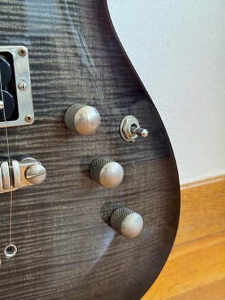 Guitarra Ibanez SZ 520