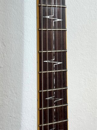 Guitarra Ibanez SZ 520