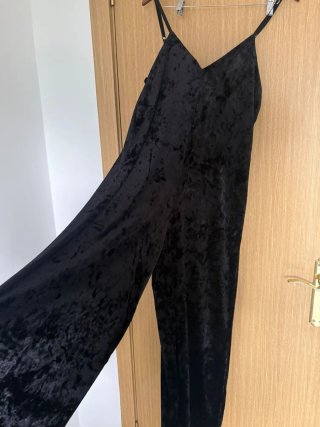 Mono negro terciopelo