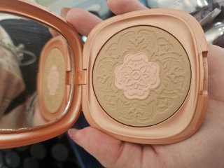 Lote Kiko Milano y Amelia: Maquillaje