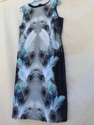 Next Vestido Estampado Plumas Talla 2XL