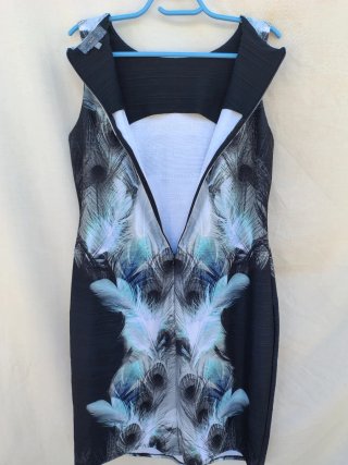 Next Vestido Estampado Plumas Talla 2XL