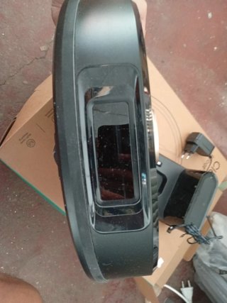 Robot aspirador y fregasuelos Cleanova W9