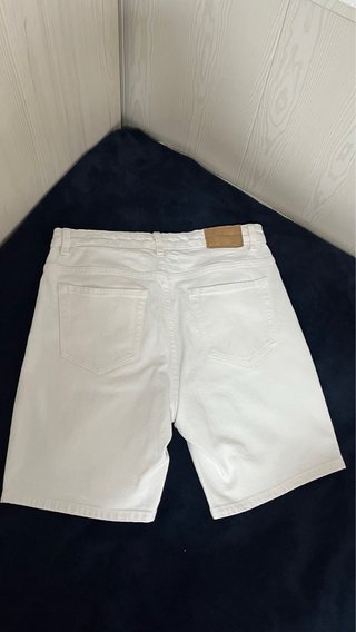 Pantalones vaqueros blancos Zara