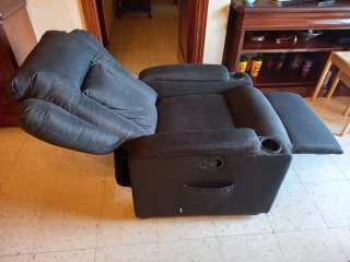 Sillón reclinable negro