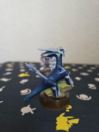 Figuras Kaiyodo Palkia y Dialga