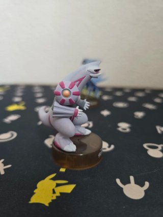 Figuras Kaiyodo Palkia y Dialga
