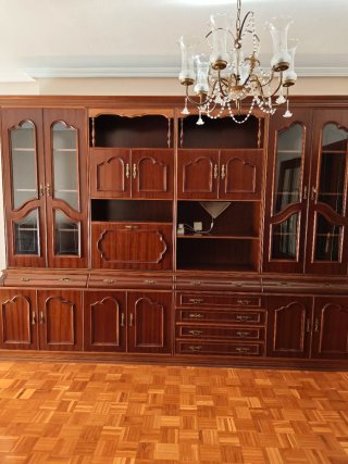 Mueble de salón clásico madera