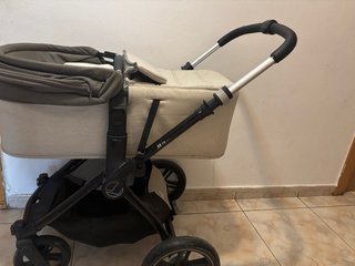 Carrito de bebé en buen estado