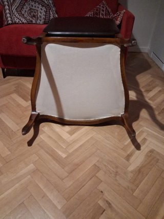 Butaca francesa madera y piel marrón