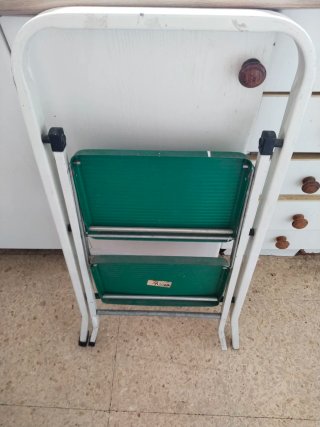 Escalera Plegable 2 Peldaños
