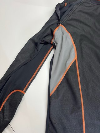 Camiseta Térmica RTECH Negra y Naranja