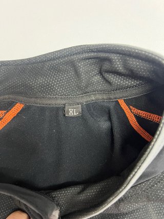 Camiseta Térmica RTECH Negra y Naranja
