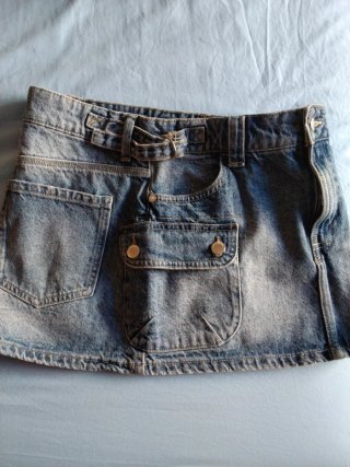 Falda vaquera Bershka