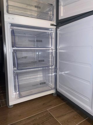 Nevera Infiniton con Congelador