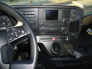 Mercedes ACTROS 25 45-CAMIONES LONAS / TAUTLINER
