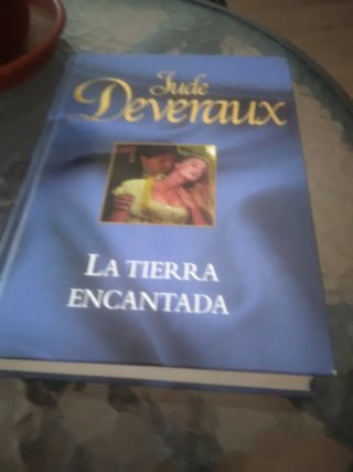 La tierra encantada