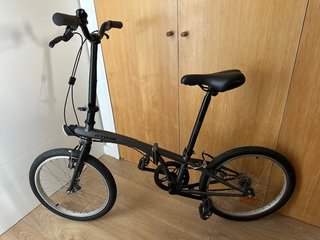 Bici plegable Btwin negra