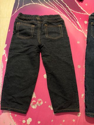 Pantalones vaqueros bebé 2 años