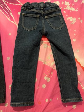 Pantalones vaqueros bebé 2 años