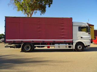 MAN TGS 18 440 XLX-CAMIONES LONAS / TAUTLINER