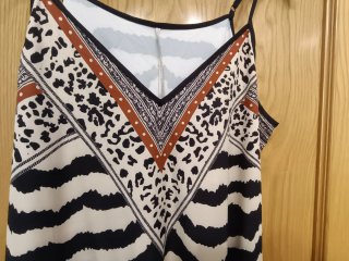 Vestido animal print beige y marrón