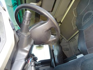 MAN TGX 28 560-CAMIONES LONAS / TAUTLINER