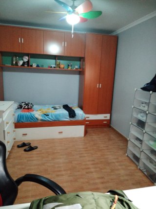 Habitación con doble cama de 90