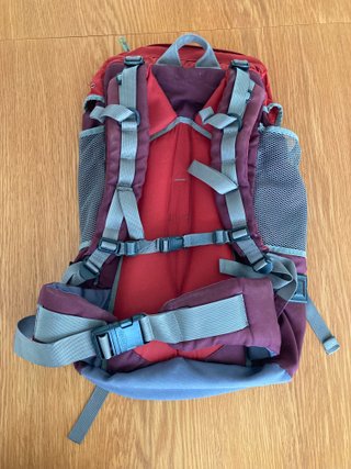 Mochila Ferrino 50 Limit Roja y Burdeos Vintage