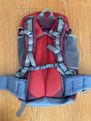 Mochila Ferrino 50 Limit Roja y Burdeos Vintage